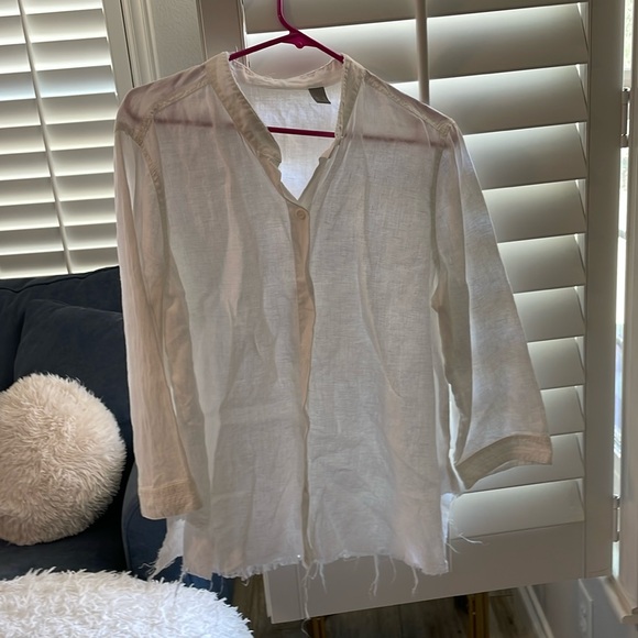 H&M Tops - H&M white linen button up top size extra large
